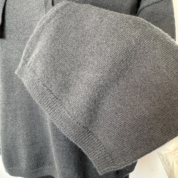 Calvin Klein Pullover Cropped Hoodie Black - Picture 6 of 10